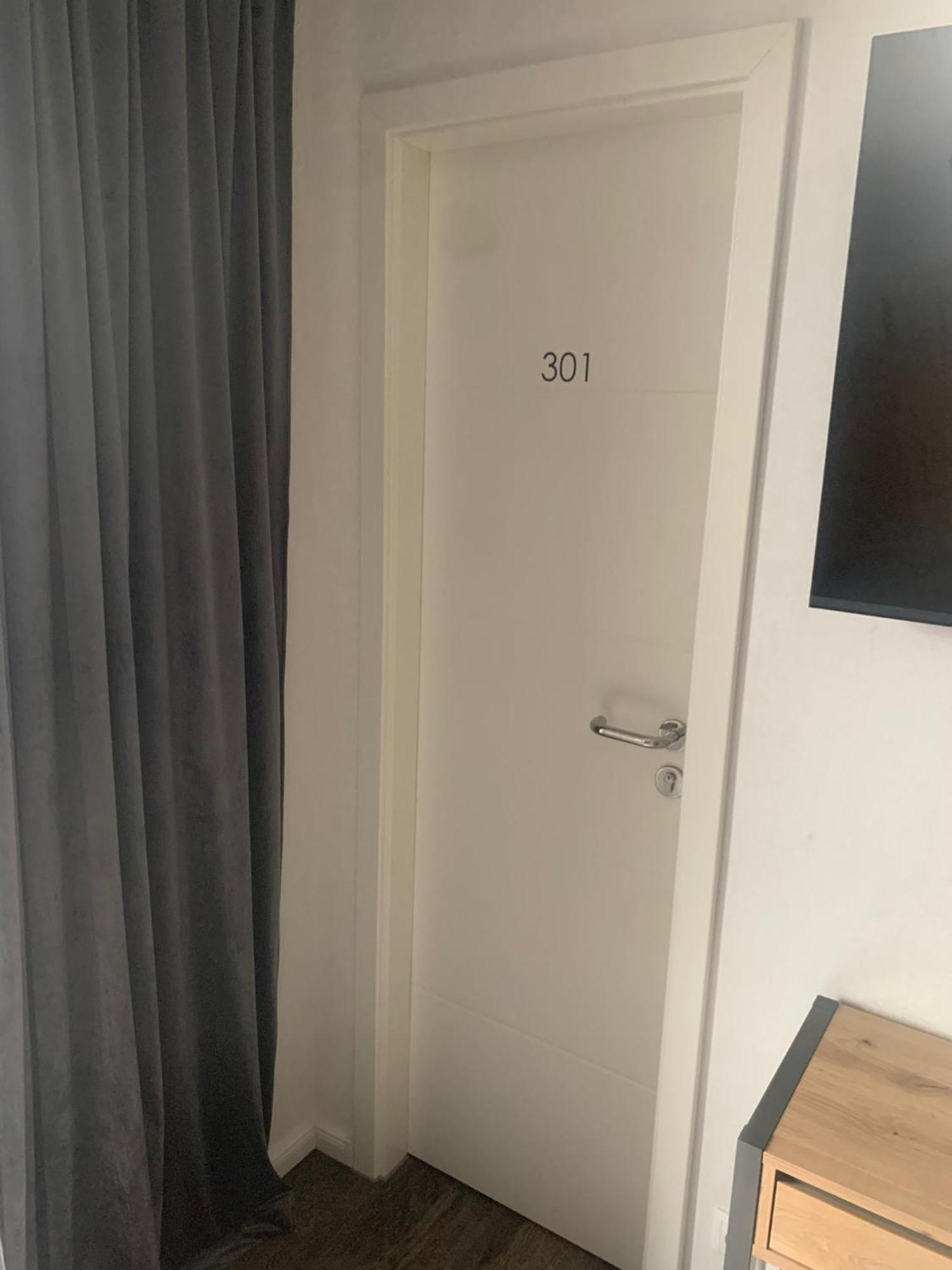Mg-Quartier Hostel بوروسيا مونشنغلادباخ المظهر الخارجي الصورة